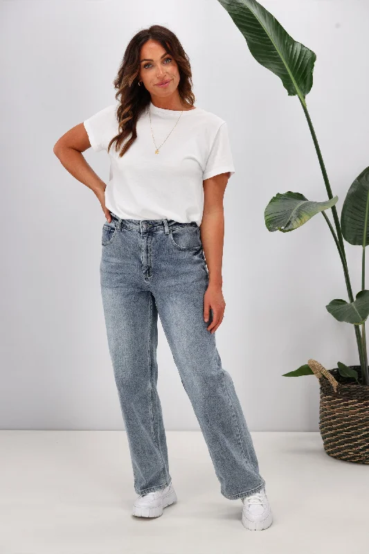 While Supplies Last Shine On Label Atlas Relaxed Fit Jean Washed Blue