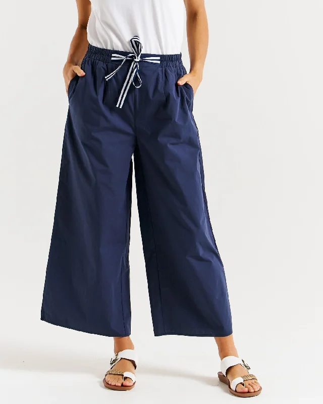 Can't Be Beat Betty Basics Lulu Pant Navy
