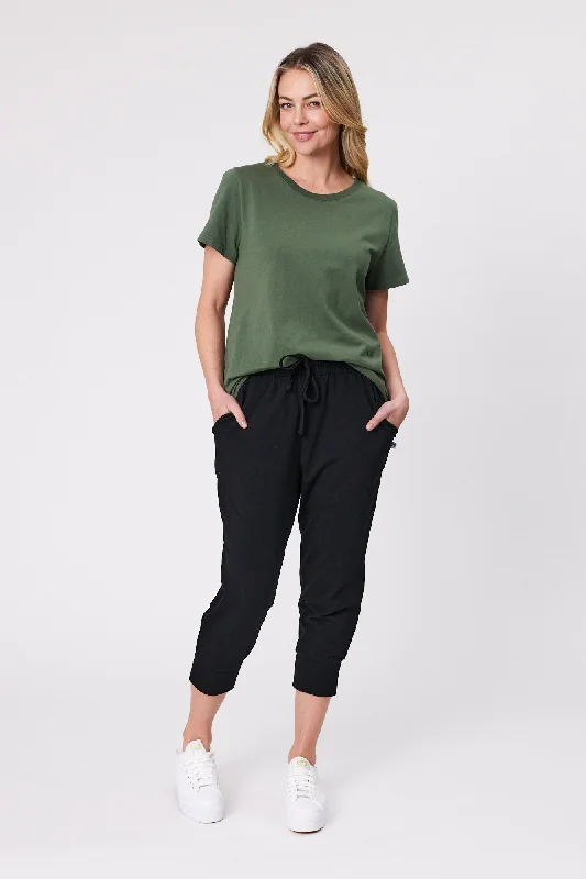 Weekend Deals That Sizzle Shine On Essentials Cotton Elastane Jogger Black