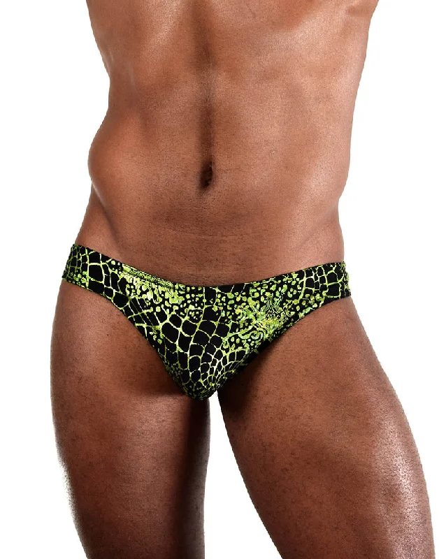 Weekend Discounts to Enjoy Doreanse Space Venom Brief 1257