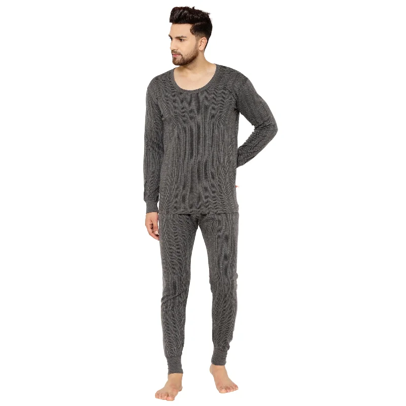 Weekend Offers That Tempt Vimal Jonney Black Thermal Top For Men's