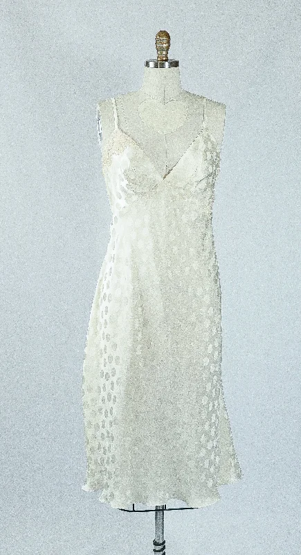 Deal Dash White Silk Bias Cut Full Slip