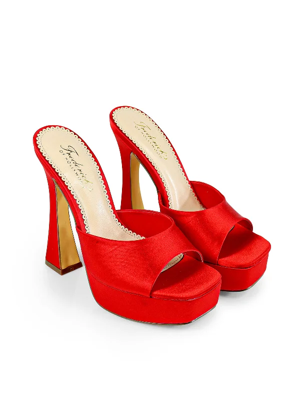 Sale Event Elaina Platform Mule Heel