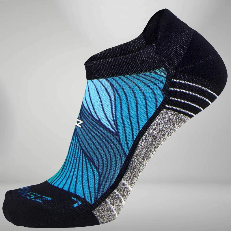 Abstract Waves Socks (No Show)